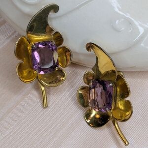 Vintage 40s Sterling Gold Plated Leaf Earrings Amethyst Center Screw-back